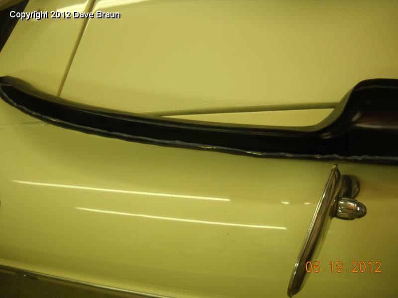 MGB1970/Restoration/Instruments/Installing Dash Cap Cover 02